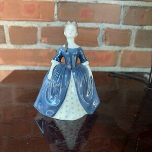 Vintage Royal Doulton Figurine "DEBBIE"  HN 2385 COPR 1968